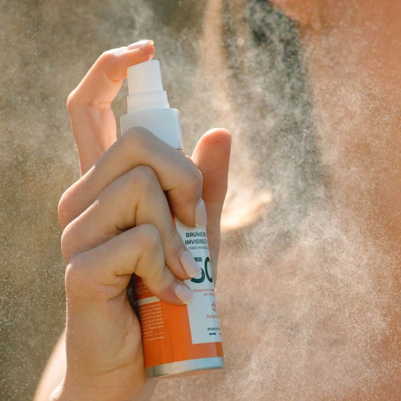 Brume solaire 50 en spray Les Petits Prodiges.